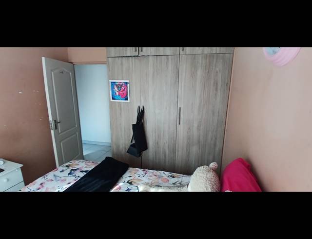 3 BEDROOM FREEHOLD FOR SALE IN JACKAROO PARK